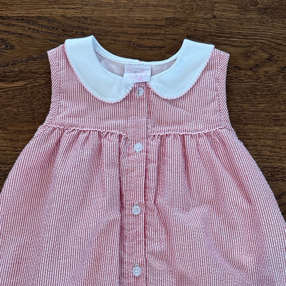 Stitchy Fish Light Red Seersucker Sleeveless Dress with Dog Applique - Picture 5 of 9